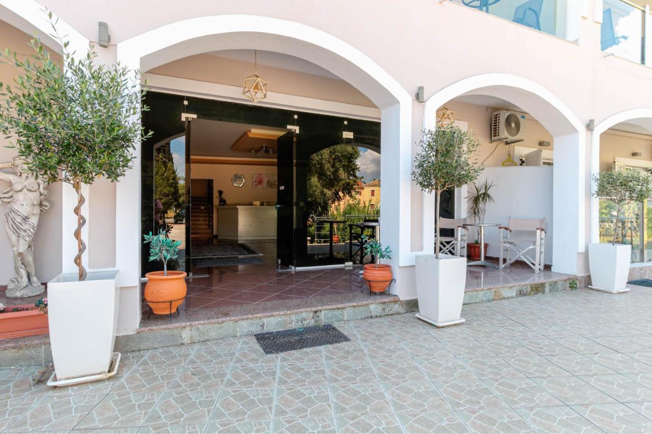 Porto Marina Aparthotel Γουβιά Εξωτερικό φωτογραφία