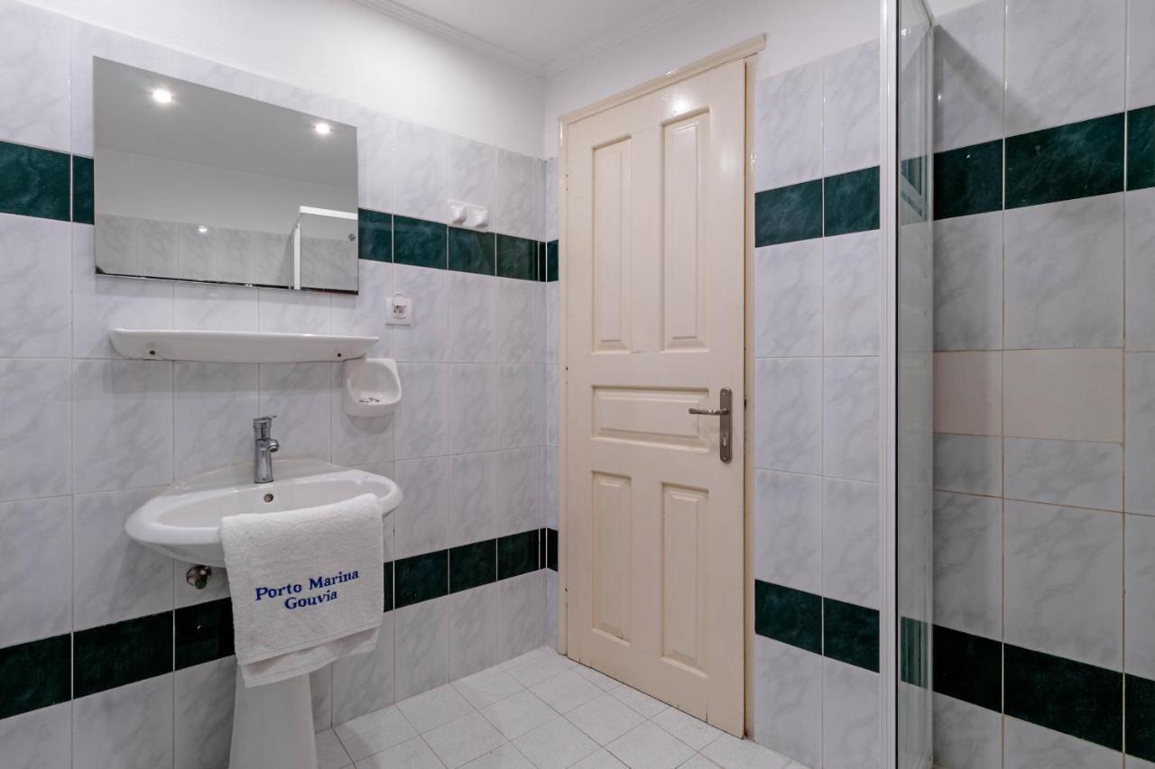 Porto Marina Aparthotel Γουβιά Εξωτερικό φωτογραφία