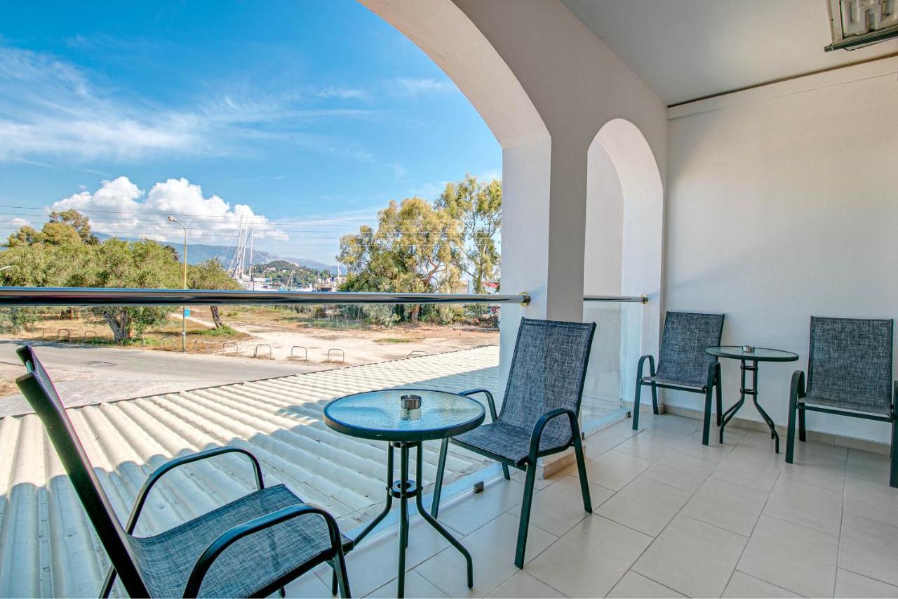 Porto Marina Aparthotel Γουβιά Εξωτερικό φωτογραφία