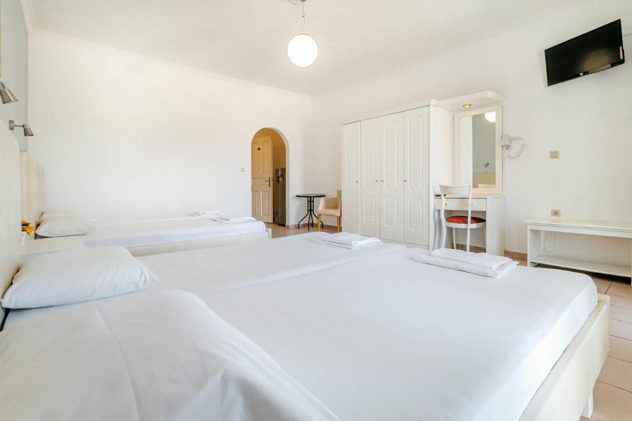 Porto Marina Aparthotel Γουβιά Εξωτερικό φωτογραφία